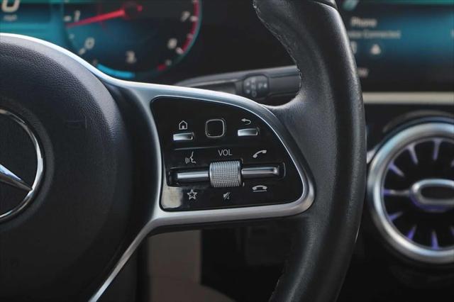 2021 Mercedes-Benz A 220 A 220