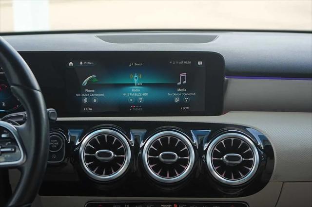 2021 Mercedes-Benz A 220 A 220