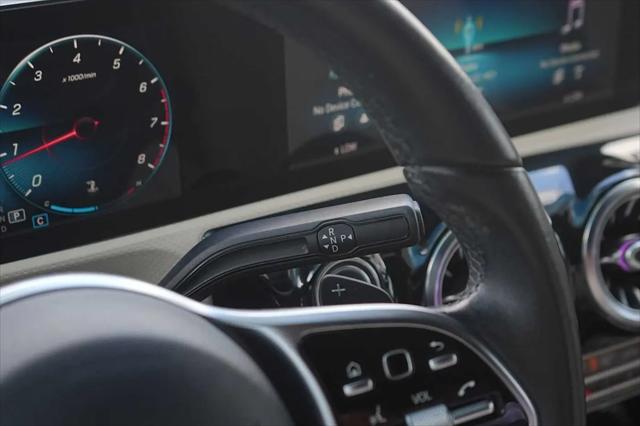 2021 Mercedes-Benz A 220 A 220