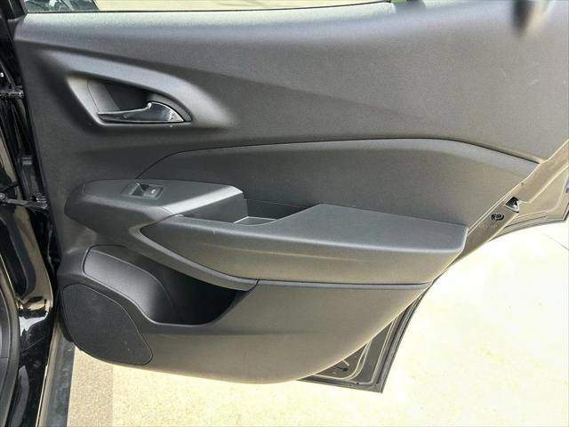 2025 Chevrolet Trax FWD LT