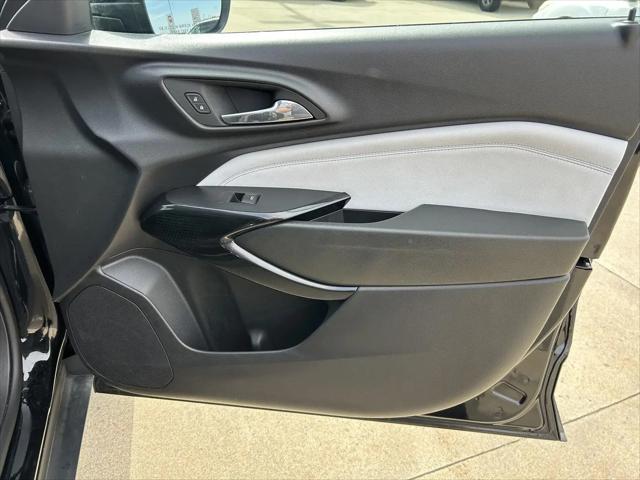 2025 Chevrolet Trax FWD LT