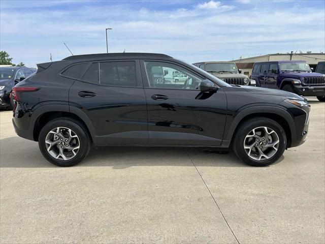 2025 Chevrolet Trax FWD LT