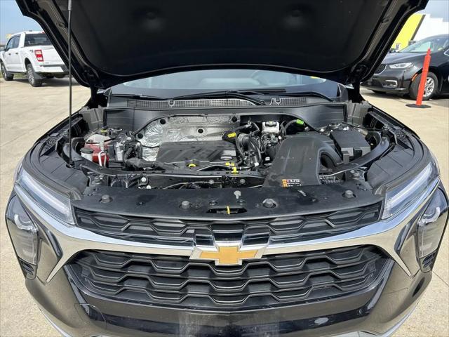 2025 Chevrolet Trax FWD LT