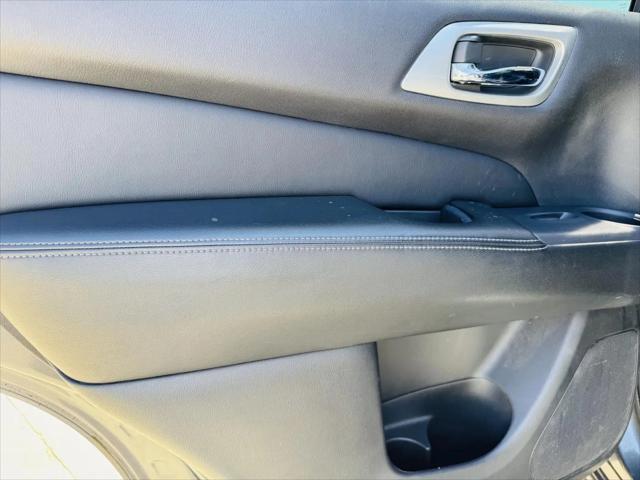 2015 Nissan Pathfinder SL