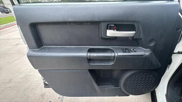 2012 Toyota FJ Cruiser Base