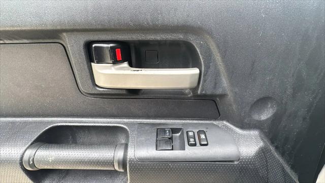 2012 Toyota FJ Cruiser Base