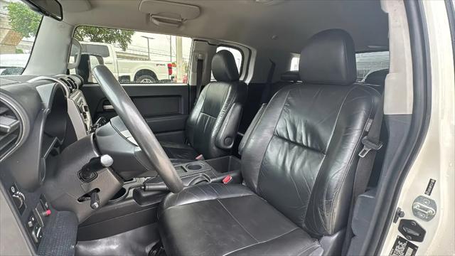 2012 Toyota FJ Cruiser Base
