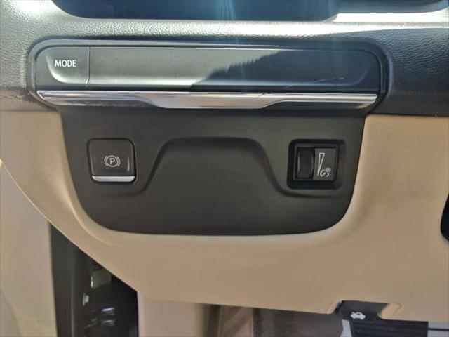 2021 Cadillac Escalade 2WD Premium Luxury