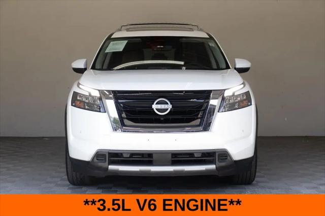 2025 Nissan Pathfinder Platinum FWD