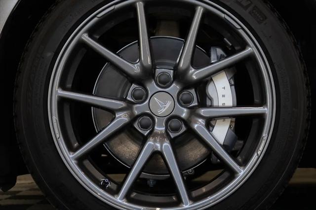 2020 Tesla Model 3 Standard Range Plus Rear-Wheel Drive