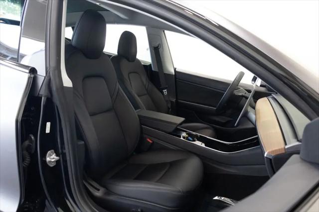 2020 Tesla Model 3 Standard Range Plus Rear-Wheel Drive