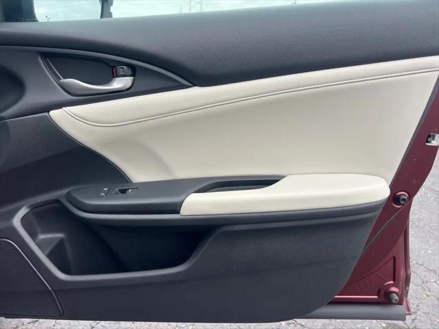 2019 Honda Insight Touring
