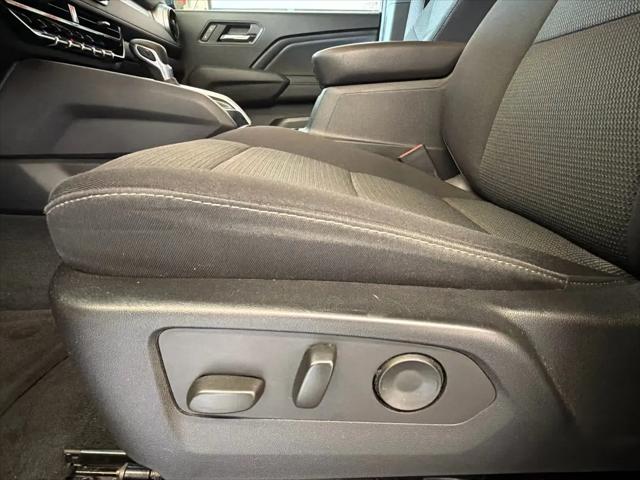 2023 Chevrolet Colorado 4WD Crew Cab Short Box LT