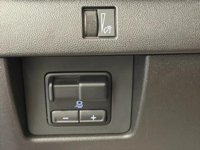 2023 Chevrolet Colorado 4WD Crew Cab Short Box LT