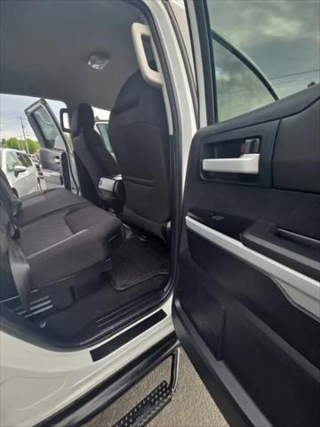 2015 Toyota Tundra SR5 5.7L V8