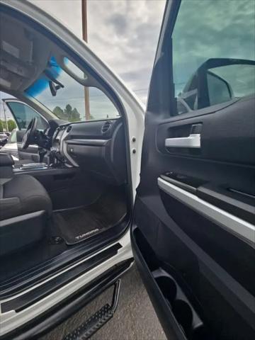 2015 Toyota Tundra SR5 5.7L V8