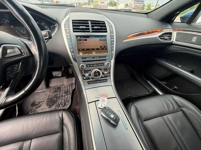 2017 Lincoln MKZ Select