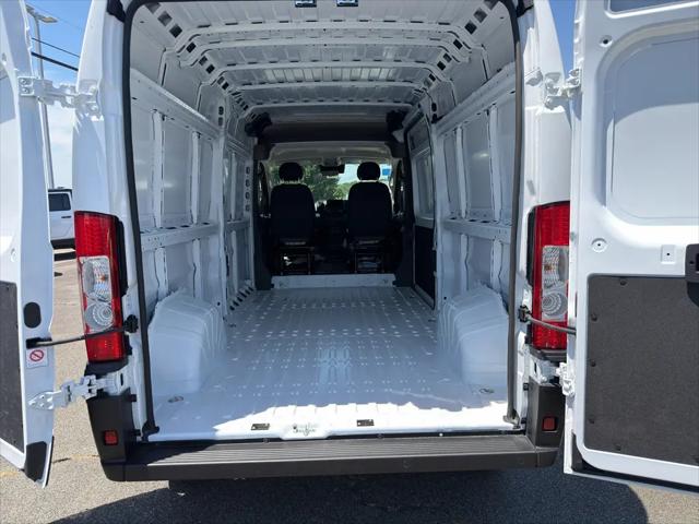 2026 Ram ProMaster 2500 Cargo Van Tradesman High Roof 159" WB w/Pass Seat