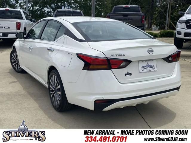 2025 Nissan Altima SV FWD