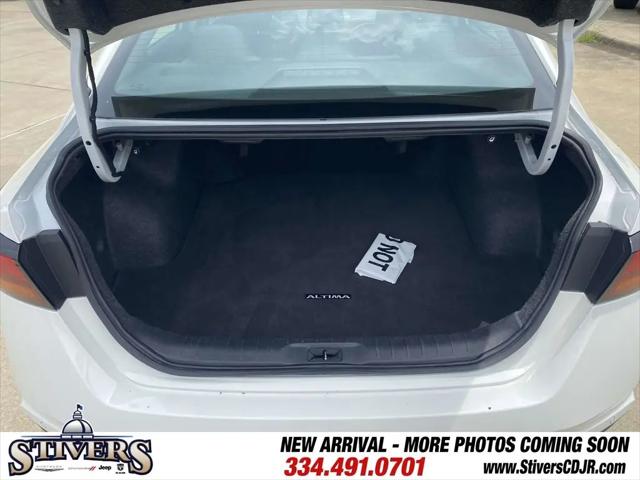 2025 Nissan Altima SV FWD