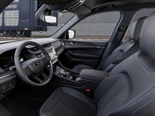 2026 Jeep Grand Cherokee L Altitude 4x2