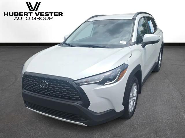 2024 Toyota Corolla Cross LE