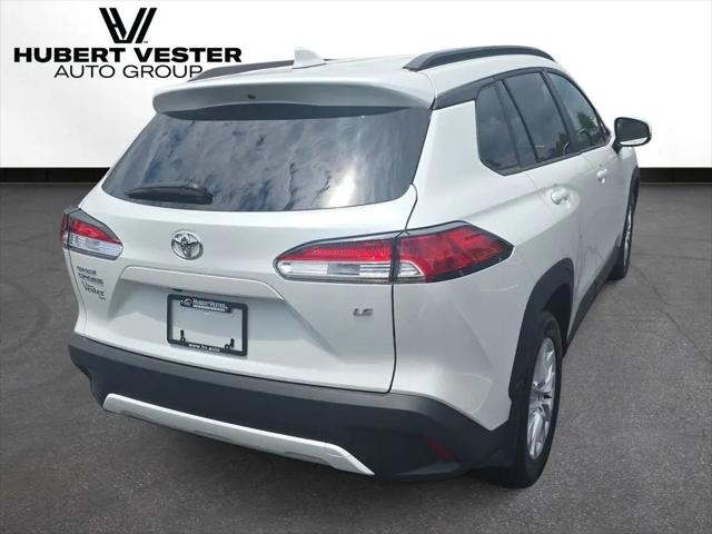 2024 Toyota Corolla Cross LE