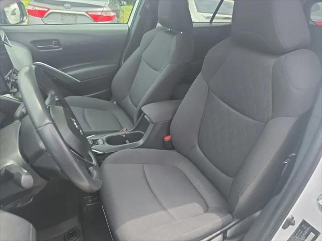 2024 Toyota Corolla Cross LE