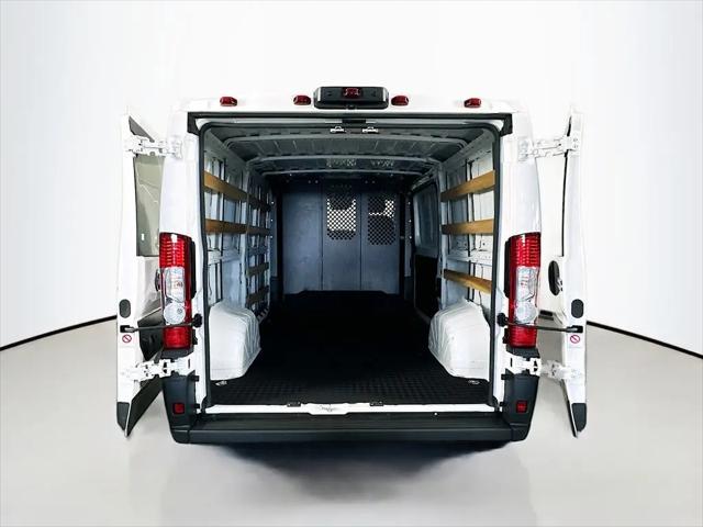 2025 Ram ProMaster 2500 Cargo Van Tradesman Low Roof 136" WB w/Pass Seat