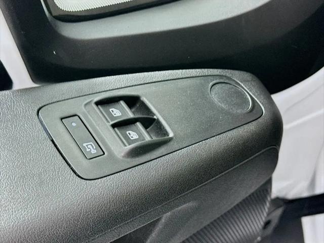 2025 Ram ProMaster 2500 Cargo Van Tradesman Low Roof 136" WB w/Pass Seat