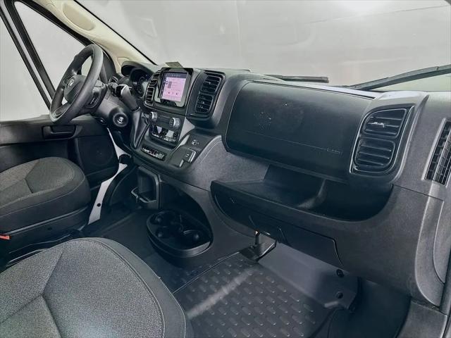 2025 Ram ProMaster 2500 Cargo Van Tradesman Low Roof 136" WB w/Pass Seat