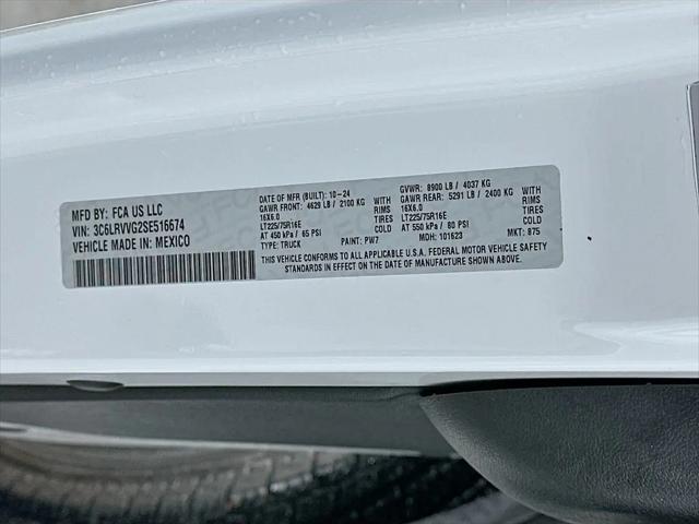2025 Ram ProMaster 2500 Cargo Van Tradesman Low Roof 136" WB w/Pass Seat