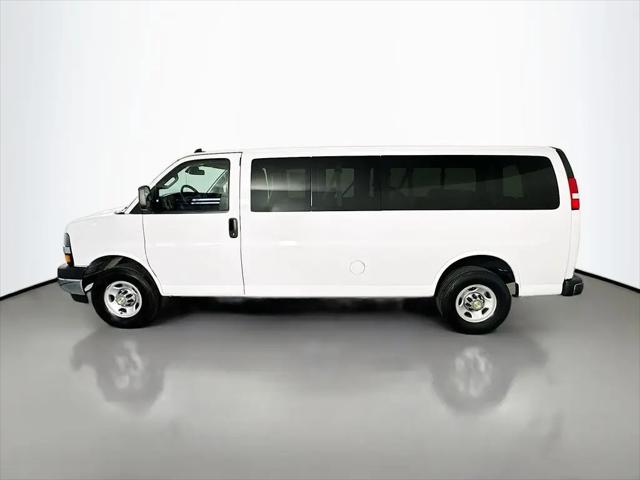 2024 Chevrolet Express Passenger RWD 3500 Extended Wheelbase LT