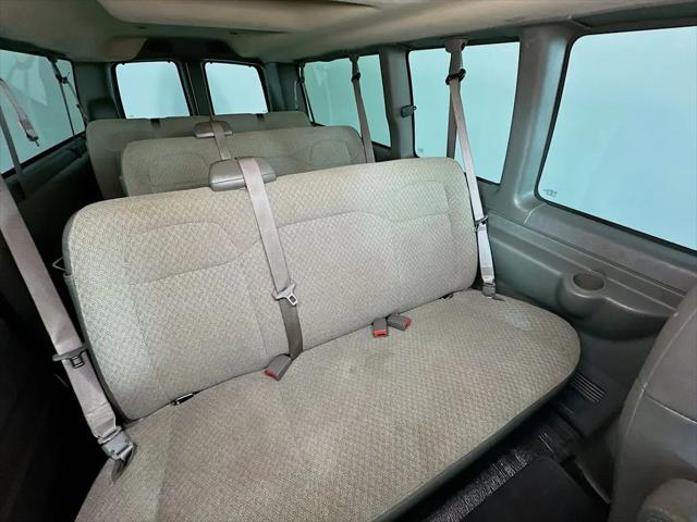 2024 Chevrolet Express Passenger RWD 3500 Extended Wheelbase LT