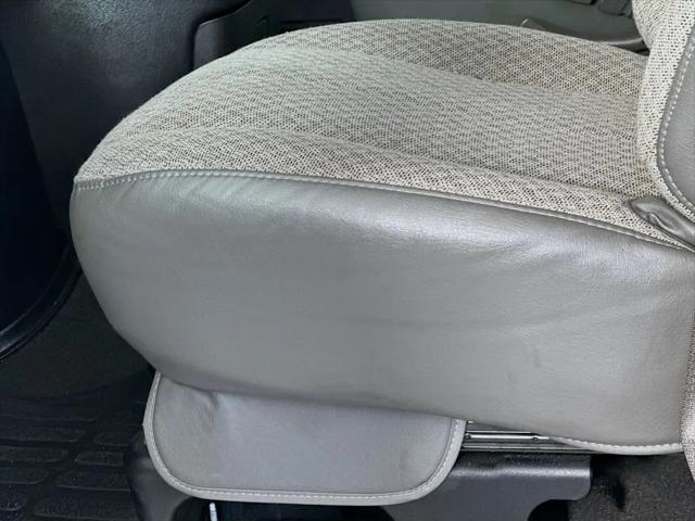2024 Chevrolet Express Passenger RWD 3500 Extended Wheelbase LT