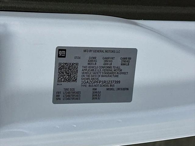 2024 Chevrolet Express Passenger RWD 3500 Extended Wheelbase LT