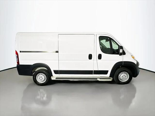 2025 Ram ProMaster 2500 Cargo Van Tradesman Low Roof 136" WB w/Pass Seat