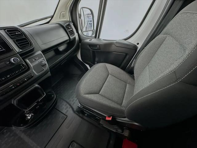 2025 Ram ProMaster 2500 Cargo Van Tradesman Low Roof 136" WB w/Pass Seat