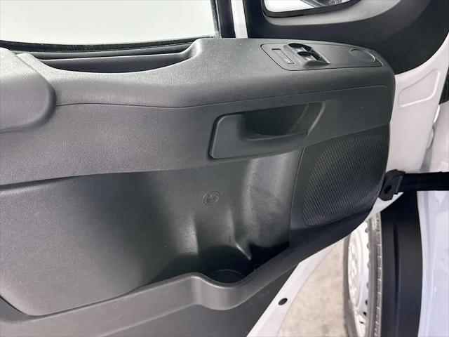 2025 Ram ProMaster 2500 Cargo Van Tradesman Low Roof 136" WB w/Pass Seat