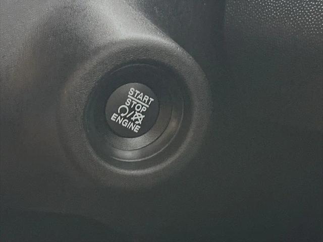 2025 Ram ProMaster 2500 Cargo Van Tradesman Low Roof 136" WB w/Pass Seat