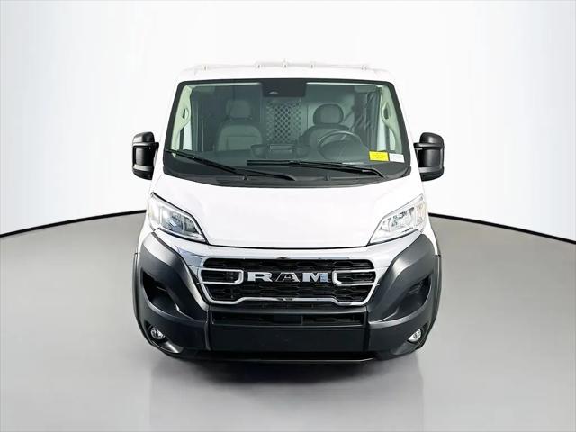2025 Ram ProMaster 2500 Cargo Van Tradesman Low Roof 136" WB w/Pass Seat
