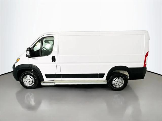 2025 Ram ProMaster 2500 Cargo Van Tradesman Low Roof 136" WB w/Pass Seat