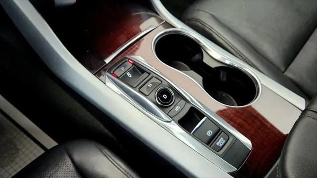 2017 Acura TLX w/Technology Package