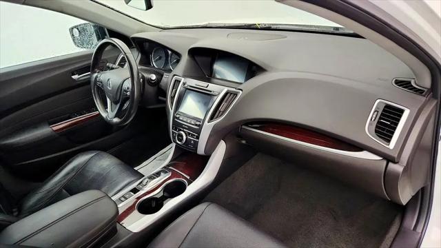 2017 Acura TLX w/Technology Package