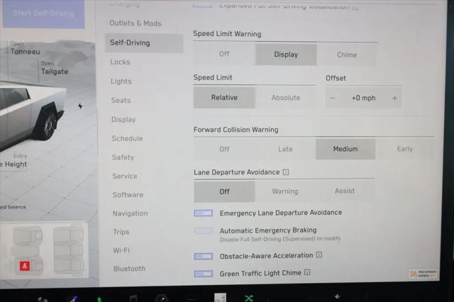 2024 Tesla Cybertruck Cyberbeast