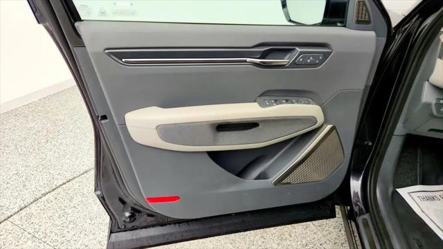 2024 Kia EV9 Land