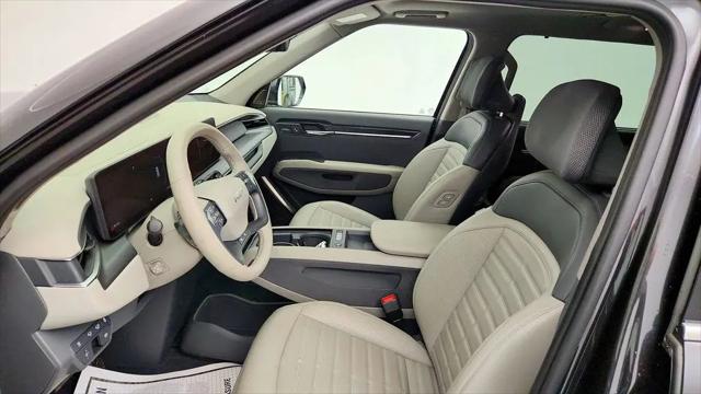 2024 Kia EV9 Land