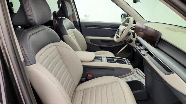 2024 Kia EV9 Land