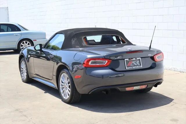 2017 Fiat 124 Spider Classica