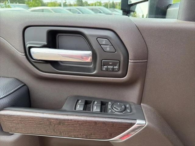 2022 GMC Sierra 2500HD 4WD Crew Cab Standard Bed Denali